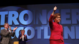 Σκωτία: Επιμένει στο δημοψήφισμα η Στέρτζον