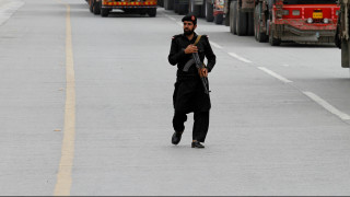 Πακιστάν: Ένοπλοι «σκόρπισαν» τον θάνατο σε τέμενος (pic)
