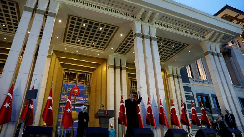 Ο Ερντογάν αποφάσισε την παράταση της κατάστασης έκτακτης ανάγκης στην Τουρκία