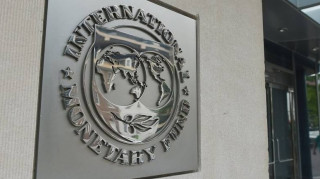 «Εμφύλιος» στο ΔΝΤ για τη βοήθεια στην Ελλάδα