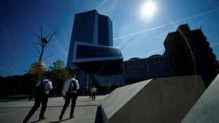 Η Γερμανία χαλαρώνει τους εργασιακούς κανόνες για τα τραπεζικά στελέχη