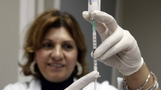 Ιταλία: Πρόστιμα και αφαίρεση επιμέλειας για τους γονείς που δεν εμβολιάζουν τα παιδιά τους
