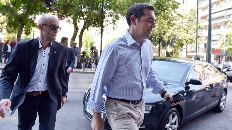 Βαριά ατμόσφαιρα στον ΣΥΡΙΖΑ: «Κάνουμε συνέχεια τα καλά παιδιά», λένε στελέχη του κόμματος