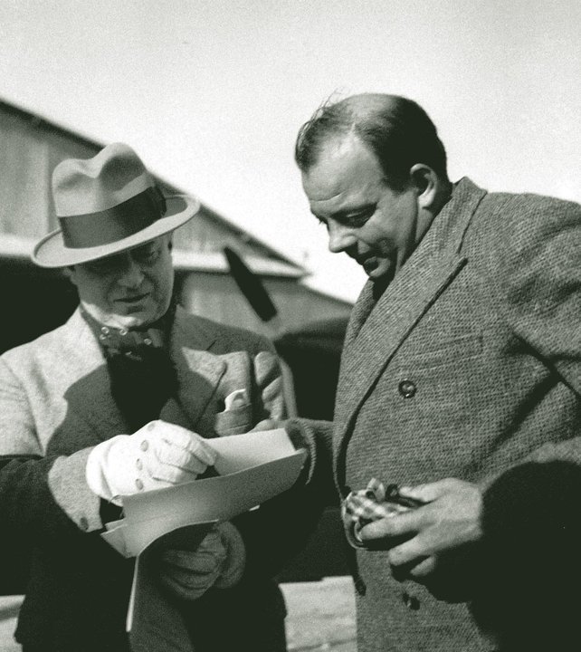 Saint Exupéry and Marcel Peyrouton . Tunis 1935