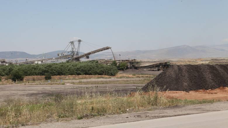 Τεράστιες καταστροφές από κατολίσθηση στο ορυχείο Αμυνταίου