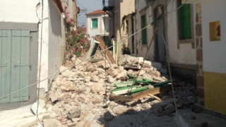 Σεισμός Μυτιλήνη - μεγάλες ζημιές σε Βρίσα και Πλωμάρι