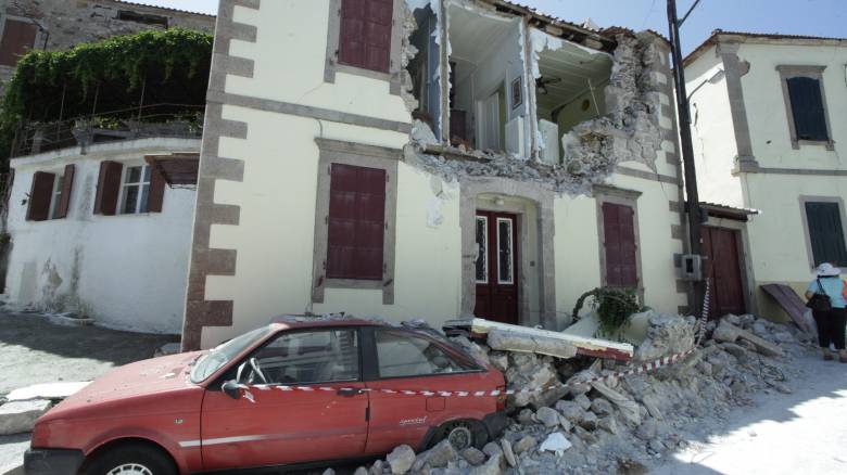 Σεισμός Μυτιλήνη: Πώς σώθηκαν τα δίδυμα αγοράκια μέσα από το σχολείο
