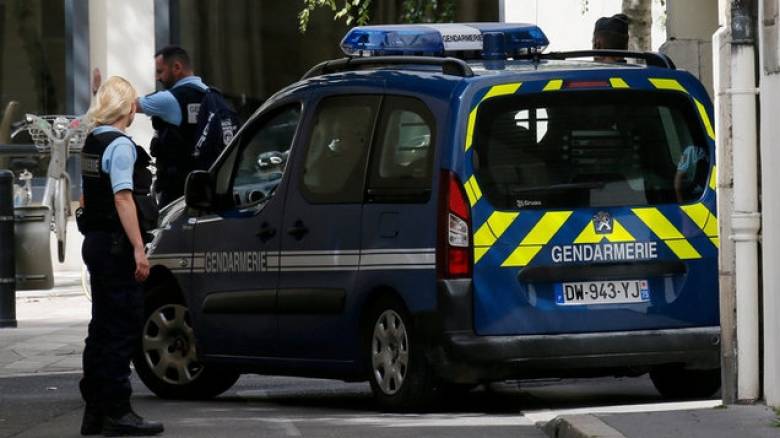 Νέος συναγερμός στη Γαλλία - Εντοπίστηκε αυτοκίνητο γεμάτο φιάλες υγραερίου