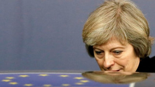 Brexit: Αποδυναμωμένη η κυβέρνηση ρίχνεται στις διαπραγματεύσεις
