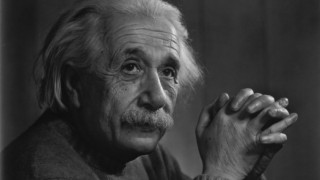 Επιστολές του Αϊνστάιν για το Θεό και τη φυσική δημοπρατήθηκαν για $210.000