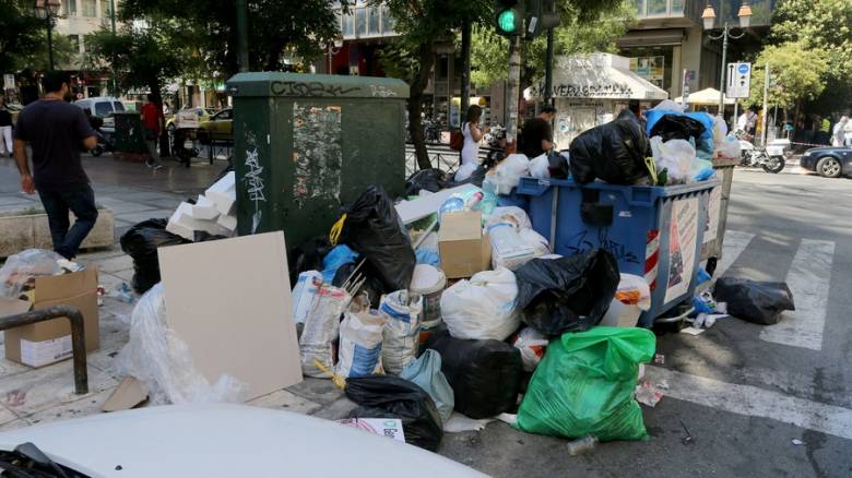 Σκουπίδια: Κρίσιμο 48ωρο κρίνει το μέλλον των κινητοποιήσεων
