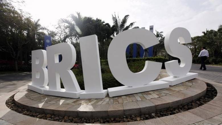 Οι όροι και οι προϋποθέσεις για τη συμμετοχή της Ελλάδας στην τράπεζα των BRICS