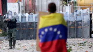 Βενεζουέλα: Τρεις νεκροί την πρώτη ημέρα της γενικής απεργίας κατά του Μαδούρο (pics)