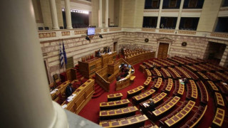 Βουλή: Δύο τροπολογίες κατατέθηκαν στο νομοσχέδιο του Υπουργείου Παιδείας
