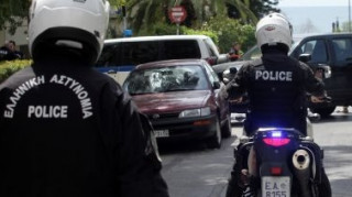 Κρήτη: Σύλληψη 26 αλλοδαπών που προσπάθησαν να ταξιδέψουν με πλαστά έγγραφα από Ηράκλειο και Χανιά