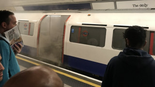 Φωτιά σε σταθμό του μετρό του Λονδίνου, ερευνώνται τα αίτια που την προκάλεσαν