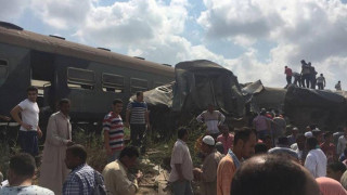 Σύγκρουση τρένων με δεκάδες νεκρούς και τραυματίες στην Αλεξάνδρεια