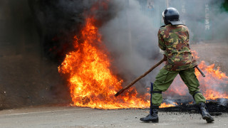 Εμπόλεμη ζώνη οι δρόμοι στην Κένυα - Σκότωσαν δύο άτομα οι αστυνομικοί (pics)