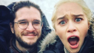 Game of Thrones: O Τζον Σνόου μιμείται τον δράκο στο Instagram της Ντενέρις (vid)