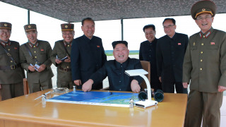 Βόρεια Κορέα: Πρώτο βήμα της στρατιωτικής επιχείρησης στον Ειρηνικό η νέα εκτόξευση πυραύλου