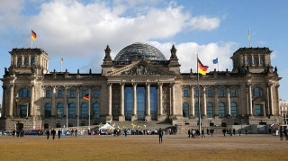 Έκθεση: Η Γερμανία μέχρι το 2030 θα ψάχνει 3 εκατ. άτομα για εξειδικευμένο προσωπικό