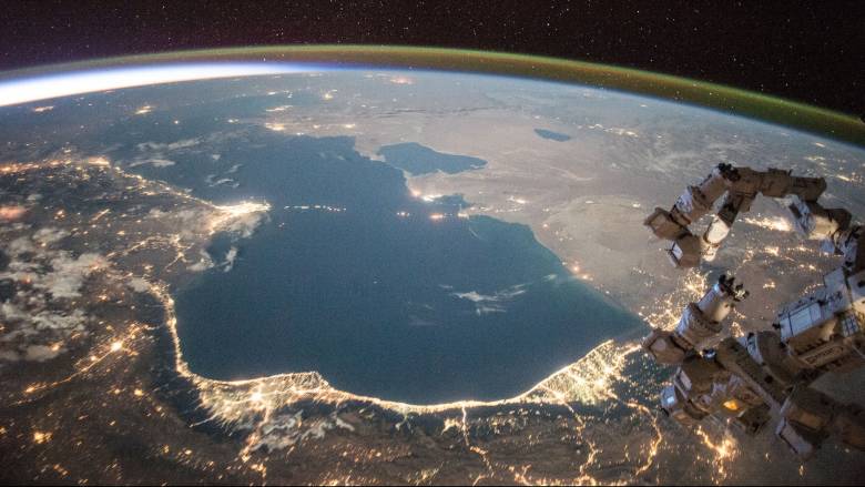 Η Κασπία Θάλασσα εκπέμπει SOS: Η μεγαλύτερη λίμνη της Γης εξατμίζεται (Pic)