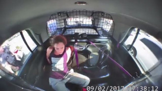 Θηλυκός «Χουντίνι» αναστατώνει την αστυνομία του Τέξας (pic+vid)
