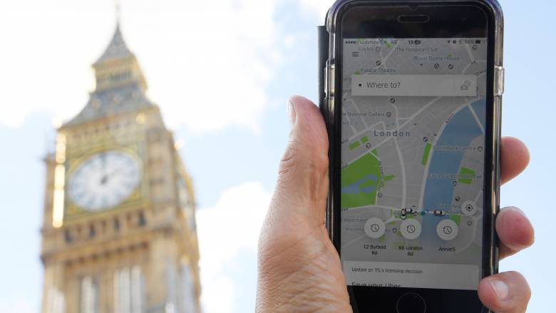 Βρετανία: 600.000 υπογραφές για να ανακληθεί η απόφαση για την Uber