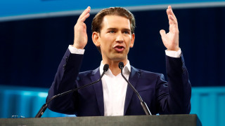 Αυστρία: Διατηρεί το προβάδισμά του το συντηρητικό κόμμα του Σεμπάστιαν Κουρτς