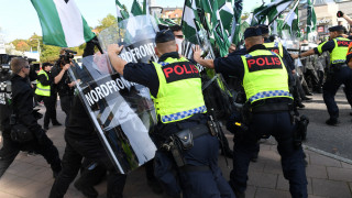Σουηδία: Επεισόδια και δεκάδες συλλήψεις σε πορεία νεοναζί (pics)