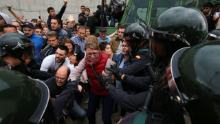 Την παραίτηση του Ραχόι ζητά η δήμαρχος της Βαρκελώνης
