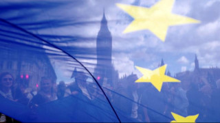 Η Ευρωπαϊκή Ένωση προετοιμάζεται για «σκληρό» Brexit