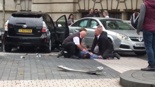 Λονδίνο: Αυτοκίνητο έπεσε πάνω σε πεζούς έξω από το μουσείο του Κένσινγκτον