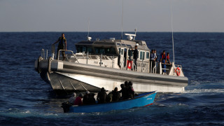 Τυνησία: 100 πρόσφυγες διέσωσε το Πολεμικό Ναυτικό