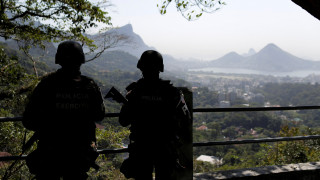 Βραζιλία: Ο στρατός αναπτύχθηκε στη μεγαλύτερη φαβέλα στο Ρίου ντε Τζανέιρου