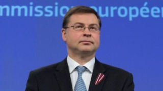 Διευκρινήσεις Κομισιόν για την επιστολή στην ΕΚΤ σχετικά με τα «κόκκινα» δάνεια
