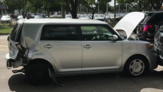 Φλόριντα: Άνδρας επιχείρησε να «πετάξει» με το αυτοκίνητό του πάνω από κανάλι
