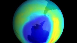 Έως και 30 χρόνια μπορεί να καθυστερήσει η αποκατάσταση της τρύπας του όζοντος