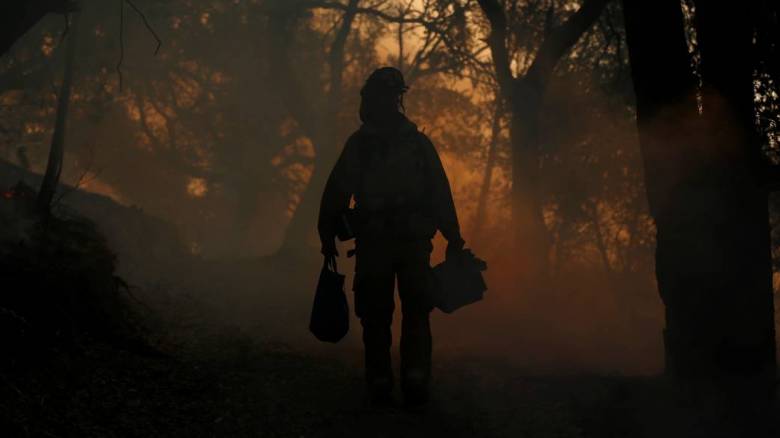Καλιφόρνια: Πρόοδος στις προσπάθειες κατάσβεσης των πυρκαγιών - Φόβοι για αύξηση των νεκρών
