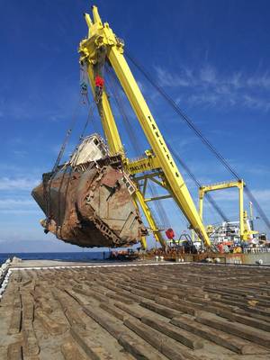 Άνδρος: Ανελκύστηκε το μεγαλύτερο κομμάτι του ναυαγίου του πλοίου «Cabrera»
