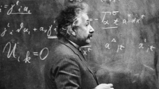 Χειρόγραφο σημείωμα του Αϊνστάιν για το μυστικό της ευτυχίας δημοπρατήθηκε για ποσό ρεκόρ