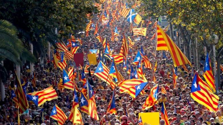 Καταλονία: Από το δημοψήφισμα στη ρήξη - Το χρονικό της κρίσης (pics&vids)