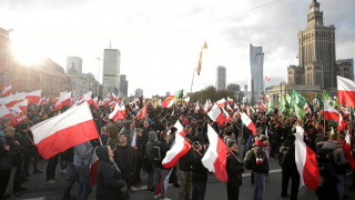 Πολωνία: Χιλιάδες εθνικιστές στους δρόμους της Βαρσοβίας για την Ημέρα της Ανεξαρτησίας (pics)