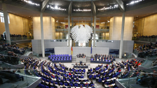 Welt: «Η 22η Απριλίου έχει ήδη επιλεχθεί ως πιθανότερη ημερομηνία εκλογών στη Γερμανία»