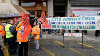 Σε 24ωρη απεργία προχωρά αύριο η ΠΟΕ-ΟΤΑ