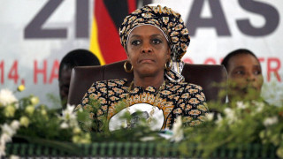 Η «ταπεινής» καταγωγής Γκρέις Μουγκάμπε που έγινε η Πρώτη Κυρία της Ζιμπάμπουε