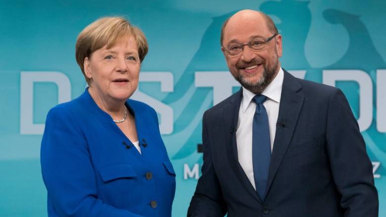 Γερμανία: Επίσημη πρόσκληση Μέρκελ στο SPD για διερευνητικές συνομιλίες