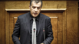 Θεοδωράκης: Απέχθεια προκαλεί στην κοινωνία και την Ευρώπη η συμμετοχή Καμμένου στην κυβέρνηση