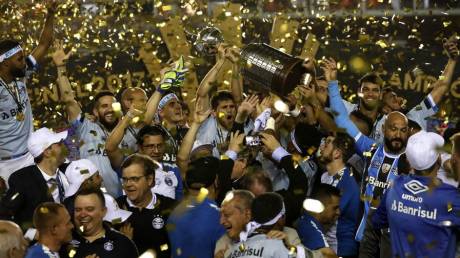 Copa Libertadores: Γιορτή στο Πόρτο Αλέγκρε για τη Γκρέμιο (vids)