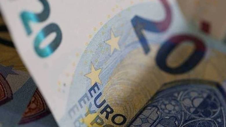 Τι πρέπει να κάνετε για να λάβετε το έκτακτο επίδομα «νεανικής αλληλεγγύης» των 400 ευρώ